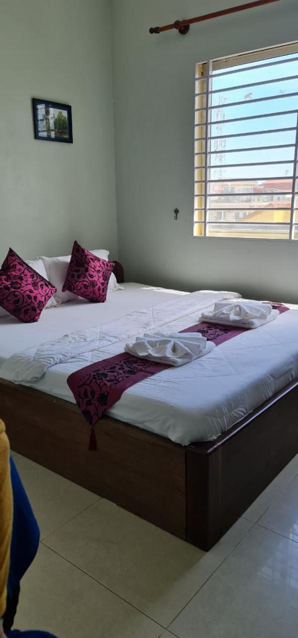 Khemra I Guesthouse 캄폿 외부 사진