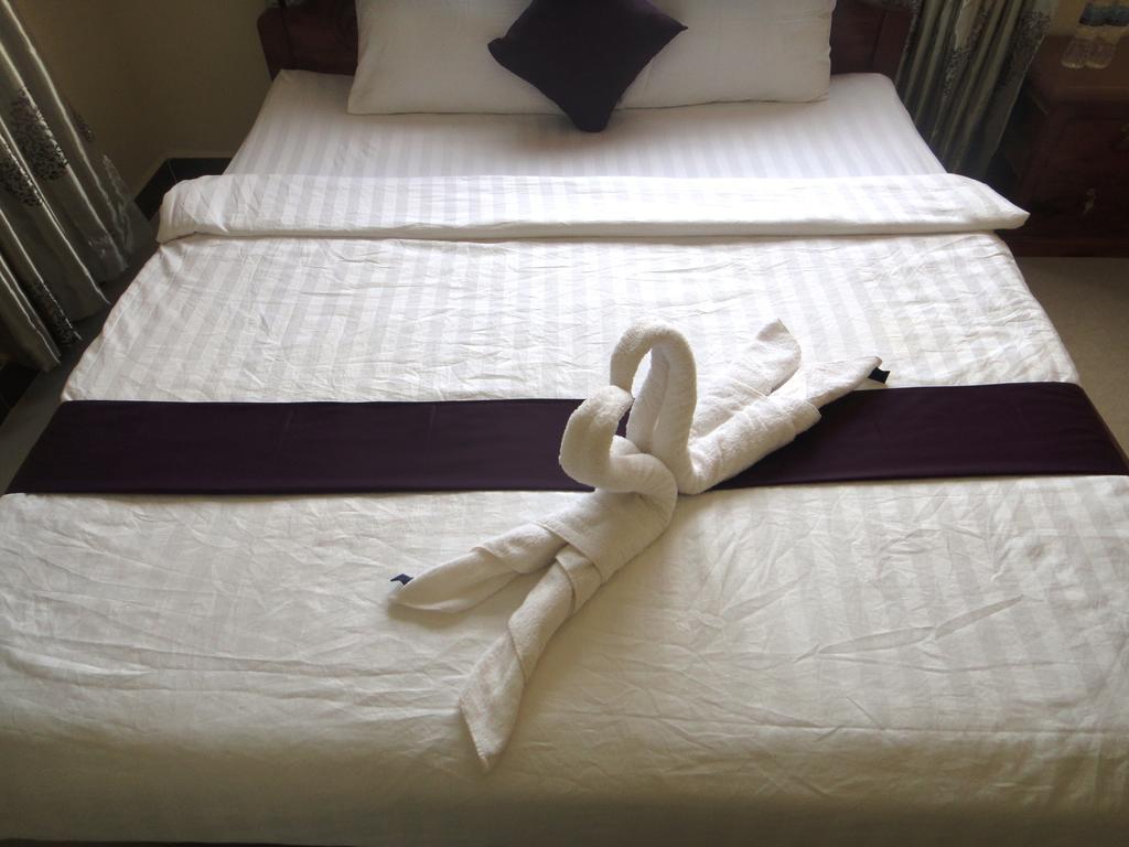 Khemra I Guesthouse 캄폿 객실 사진