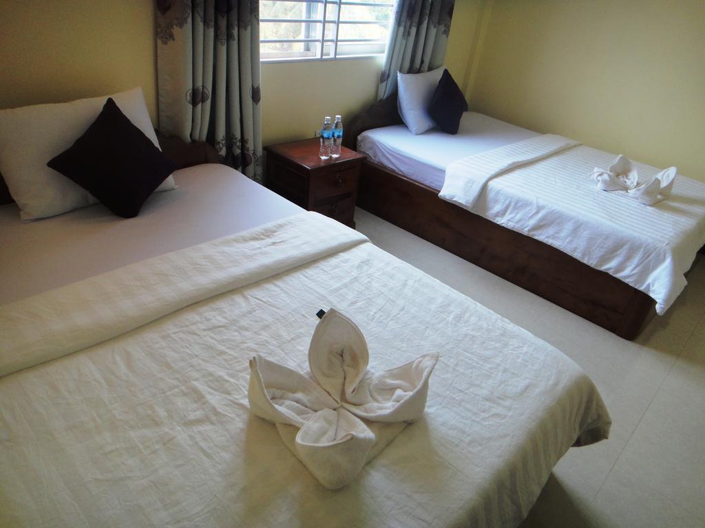 Khemra I Guesthouse 캄폿 객실 사진