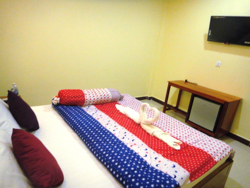 Khemra I Guesthouse 캄폿 객실 사진
